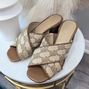 Michael Kors Beige & Brown Crossband Monogram Slide Mules Size 6